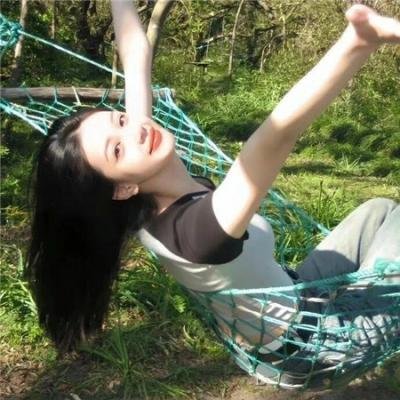 遇刺为生的女人